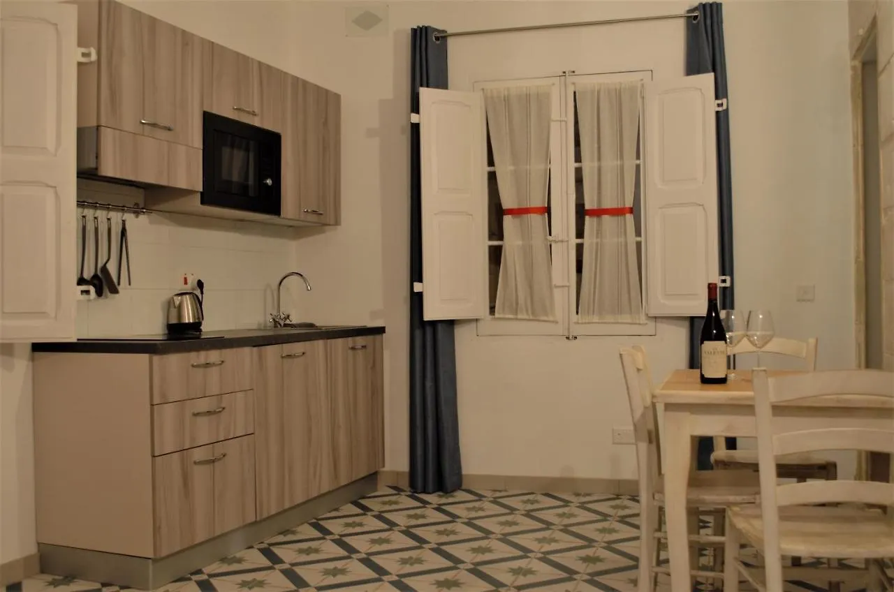 Citta Cospicua Suites Гостевой дом
