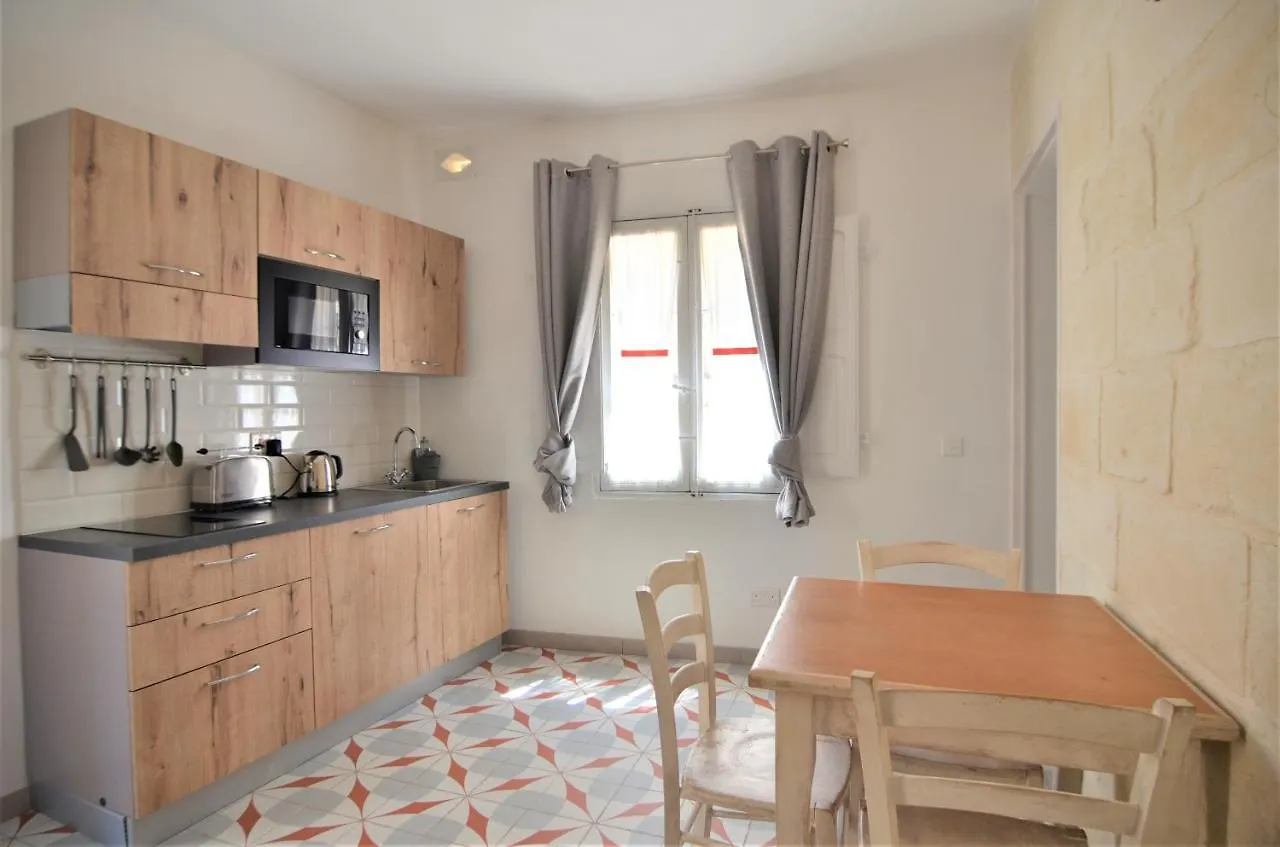 Citta Cospicua Suites Гостевой дом