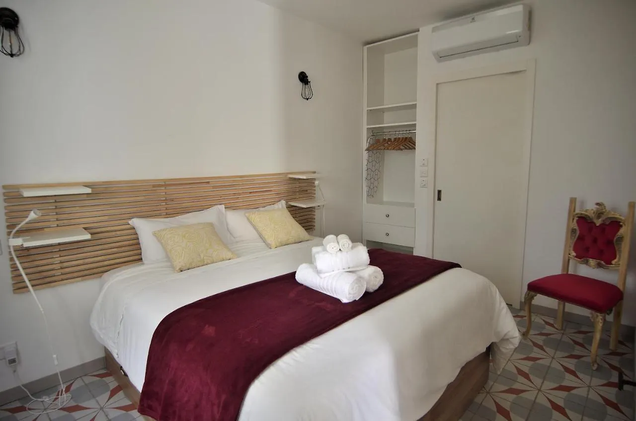 Гостевой дом Citta Cospicua Suites